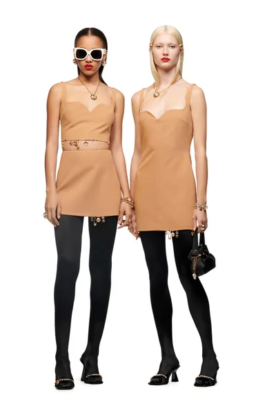 Look 48